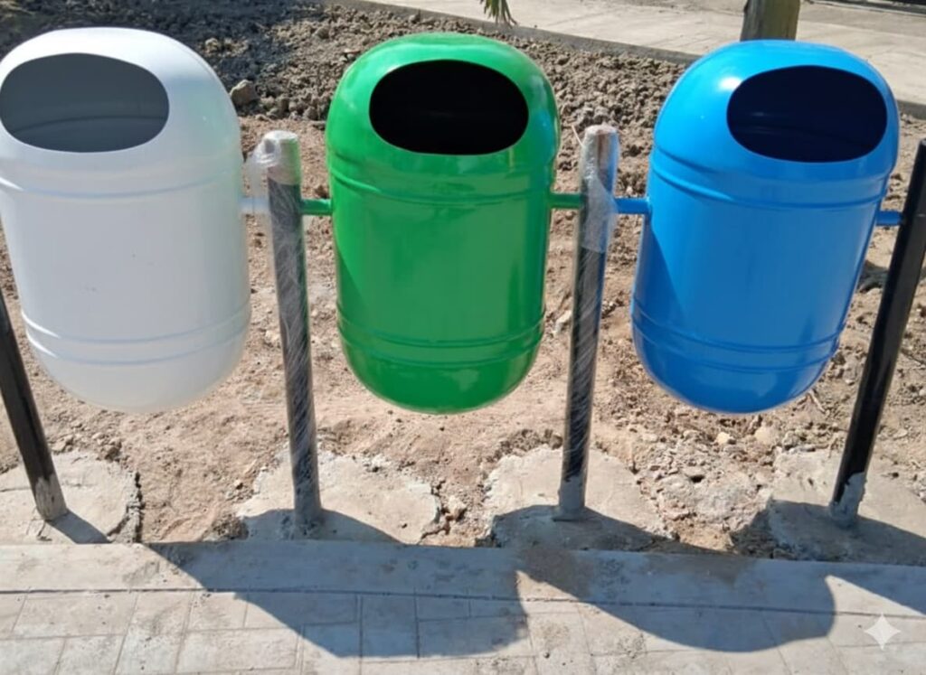 tacho de basura en fibra 2
